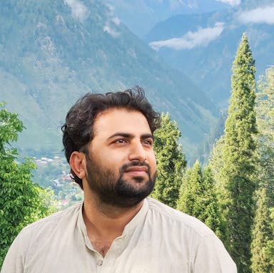 Mufaqar Author